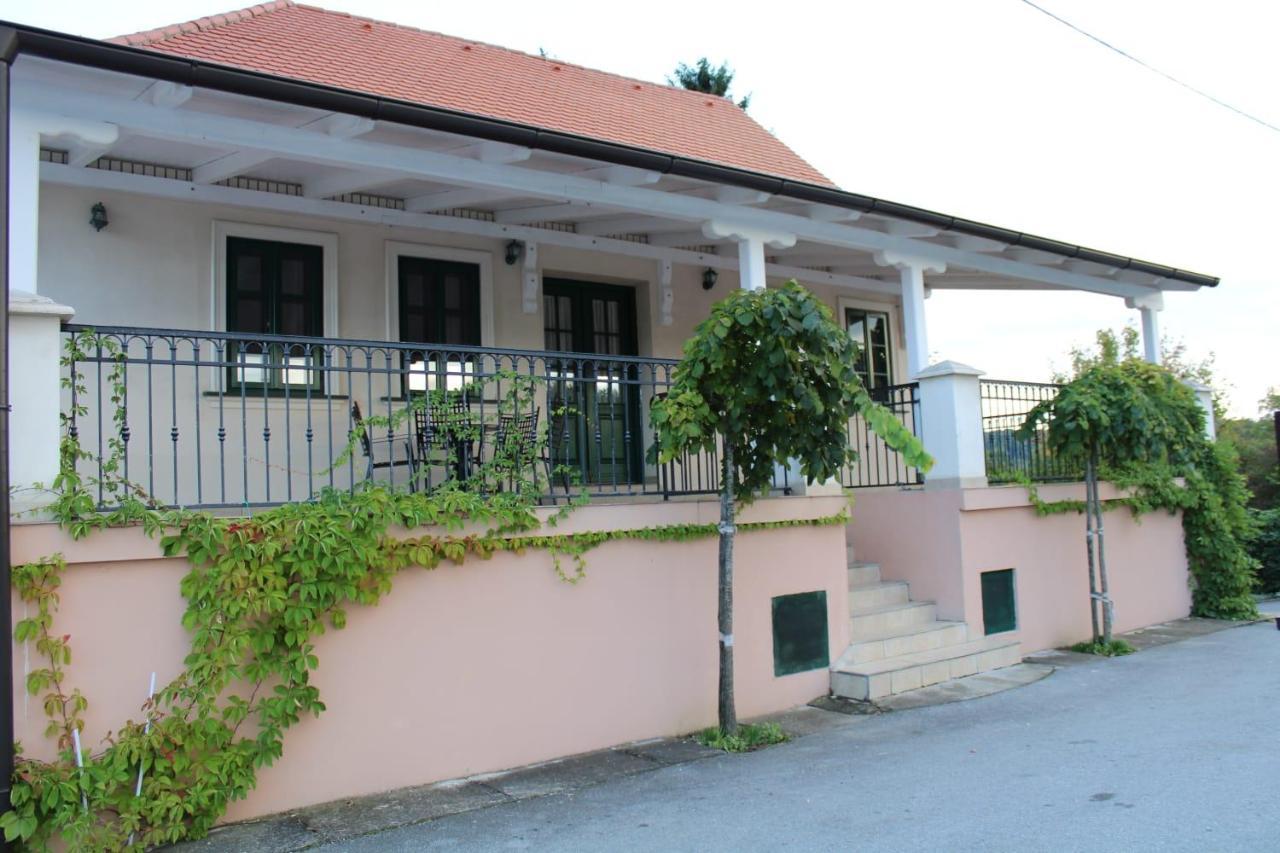 Taverna 1860 Rooms & Apartments Donja Zelina Экстерьер фото